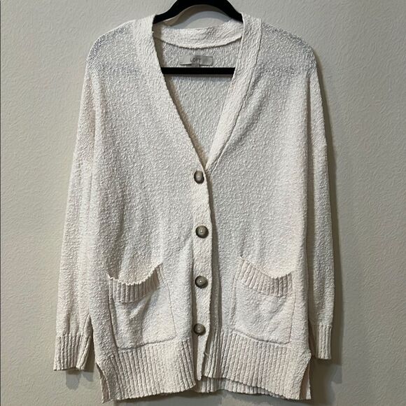 Cozy White Button-Up Cardigan Sweater - Picture 6 of 6